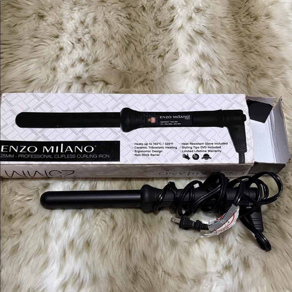 Black 25mm Professional Clipless Curling Iron